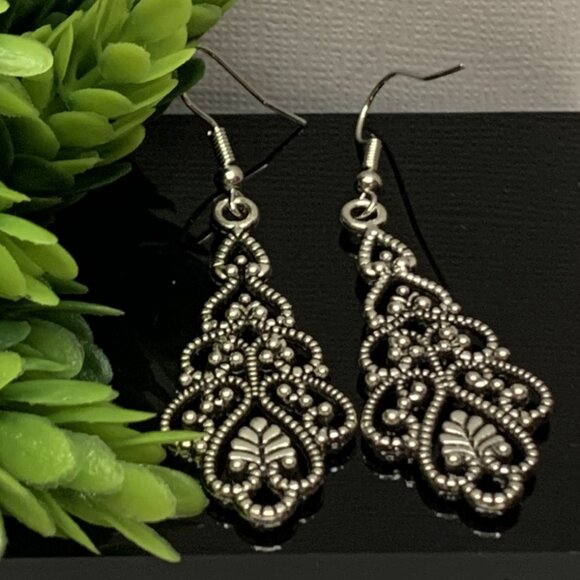 Celtic Earring, Boho Earring, Celtic Jewelry, Gift Idea, Mother's Day Gift - Picture 2 of 7